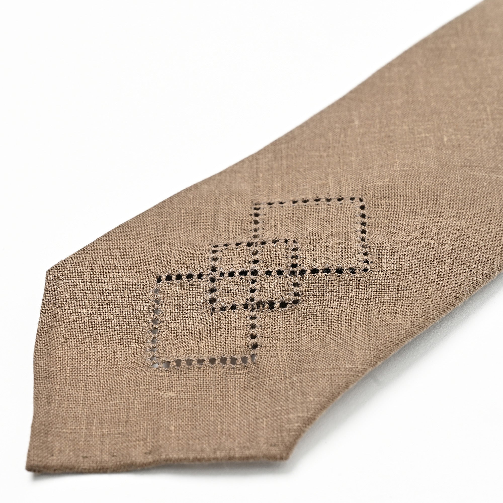 日本製 刺繍 リネン ネクタイ アメリカンネイティブ3 ブラウン