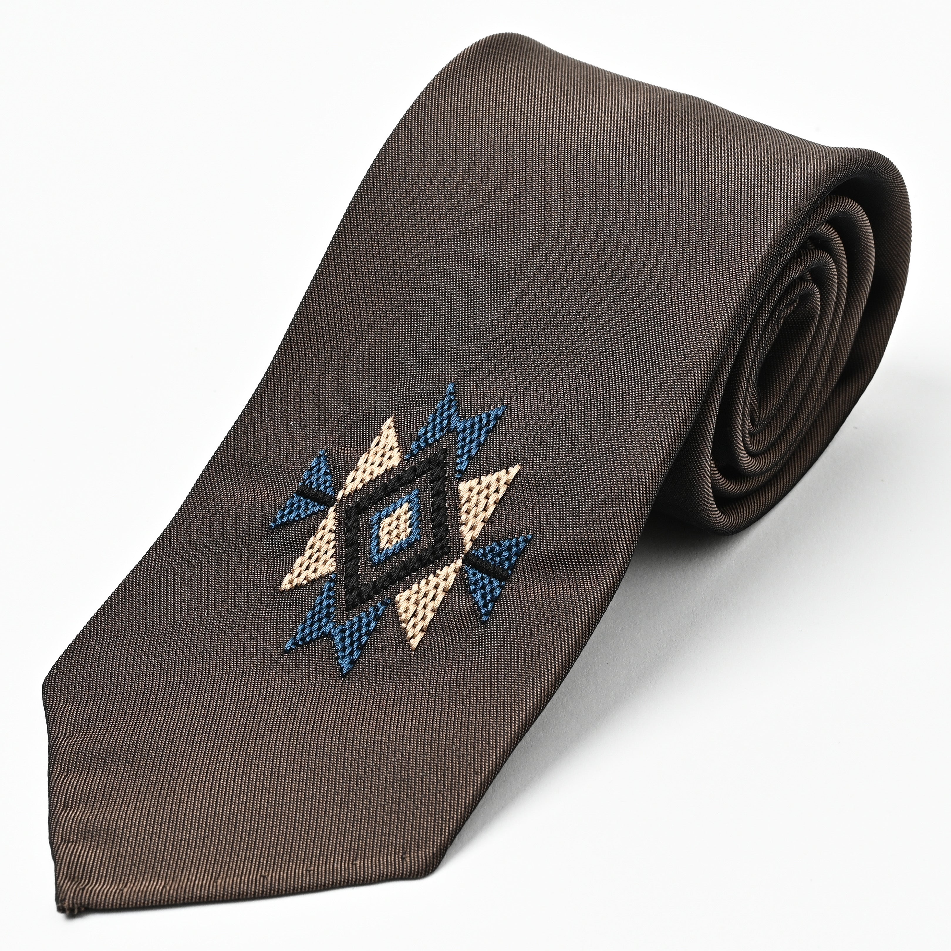 日本製 刺繍 シルク ネクタイ アメリカンネイティブ1 ブラウン