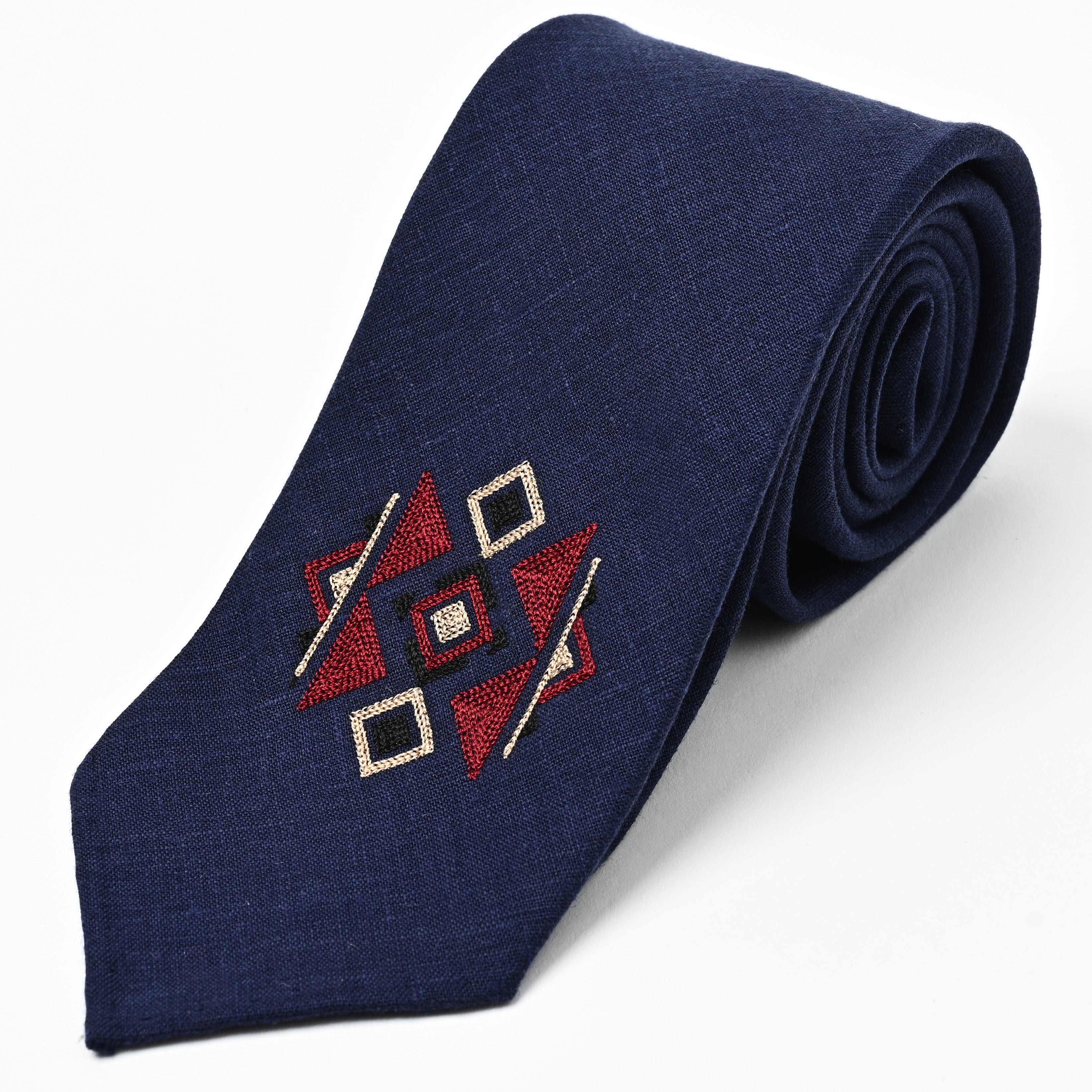 日本製　刺繍　リネン　ネクタイ　アメリカンネイティブ2　ネイビー